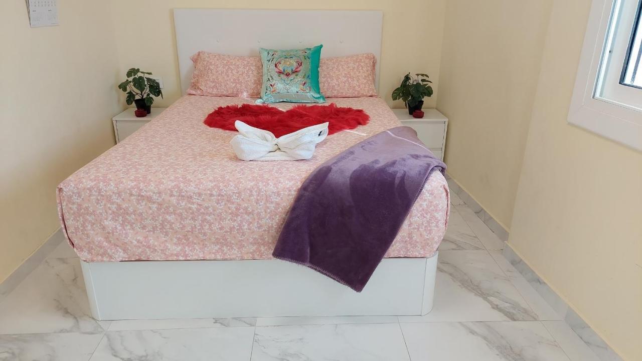 Вілла Relax House Barcelone Сан-Естеве-Сесрувірес Екстер'єр фото