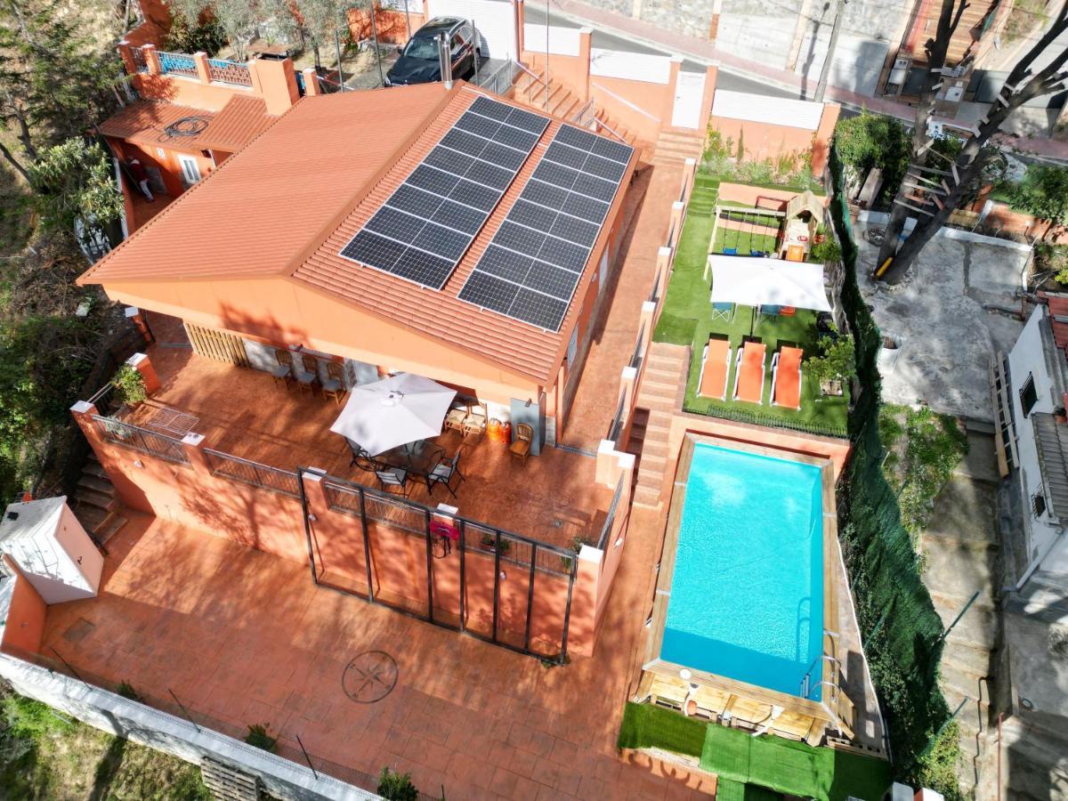 Вілла Relax House Barcelone Сан-Естеве-Сесрувірес Екстер'єр фото