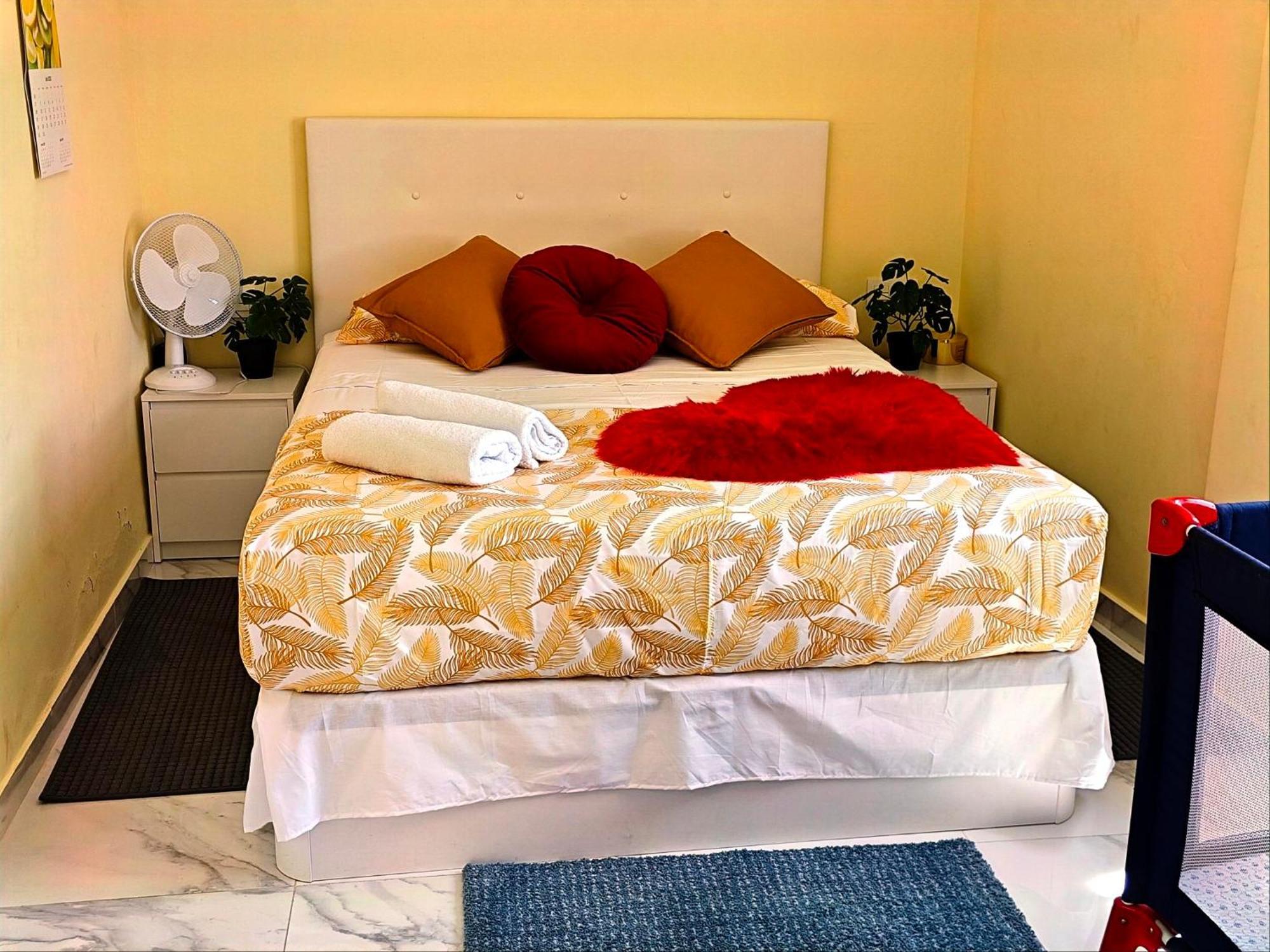 Вілла Relax House Barcelone Сан-Естеве-Сесрувірес Екстер'єр фото